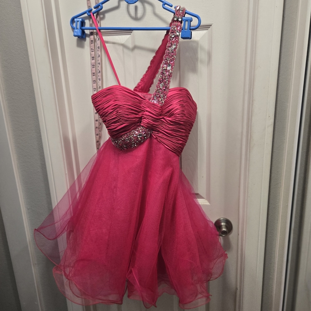 CLARISSE SHORT PINK ONE SHOULDER HOMECOMNG/PROM PARTY PAGEANT FORMAL SZ 2